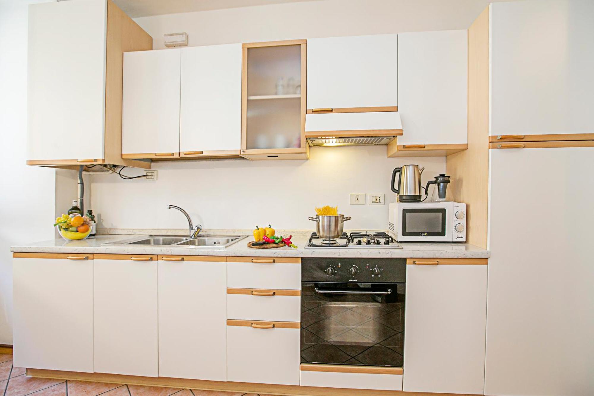 Appartamento Centro Storico Riva 2 - Happy Rentals Экстерьер фото
